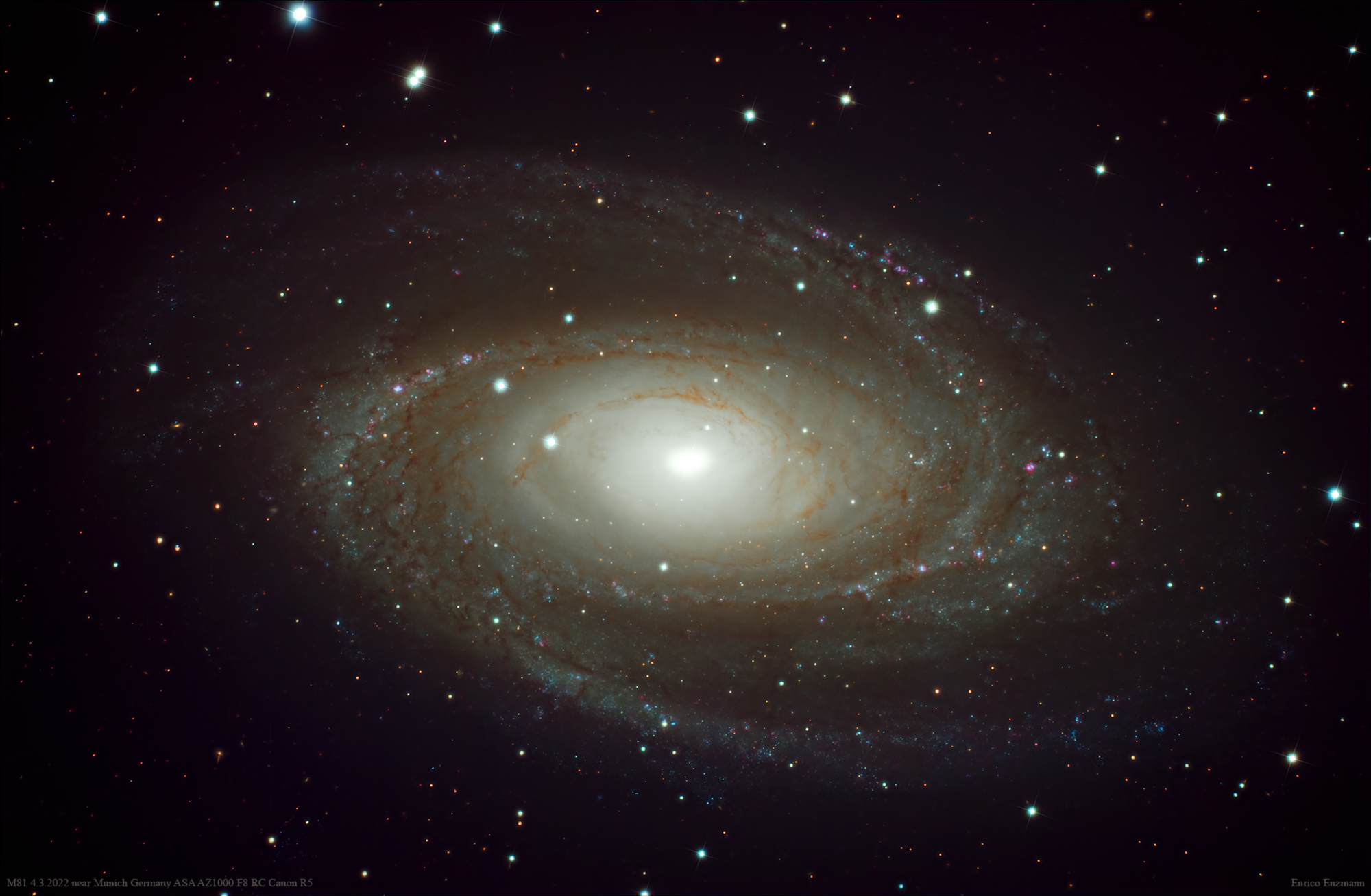 Messier 81 Spiralgalaxie aus Bayern - Spektrum der Wissenschaft